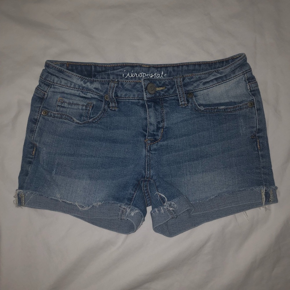 light wash jean shorts